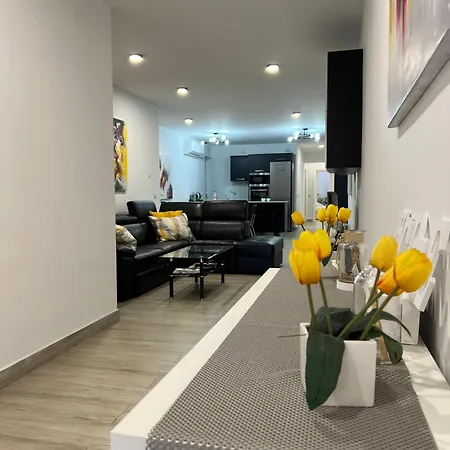 Luxury 2-br Oasis In St. Julians Appartement